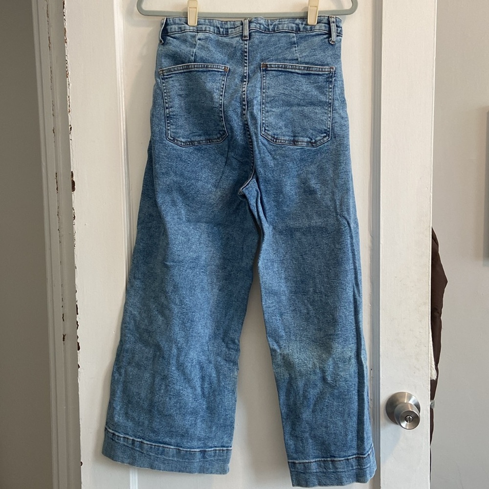 MSCH Copenhagen High Waisted Wide Leg Jeans. Size: Medium - Picture 2 of 2